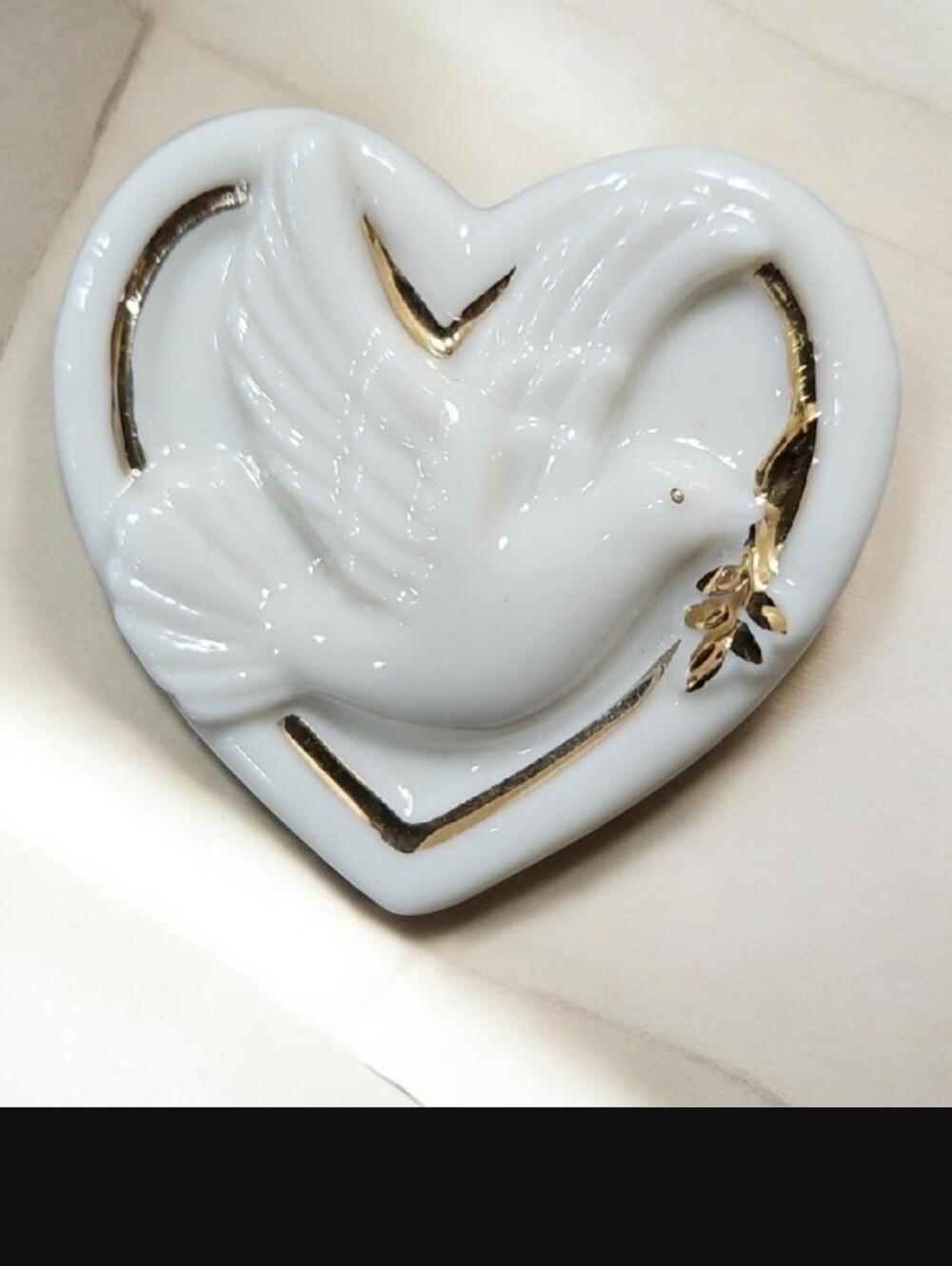 NIB Lenox Peaceful Heart Porcelain Brooch Pin with 24k Gold Trim Vintage‎